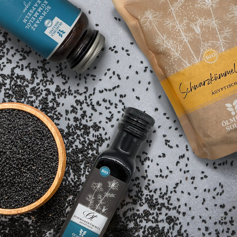 Biologisches Schwarzkümmelöl, Schwarzkümmelsamen und Schwarzkümmelöl in Kapseln im Trio kaufen I www.bio-vivo.ch