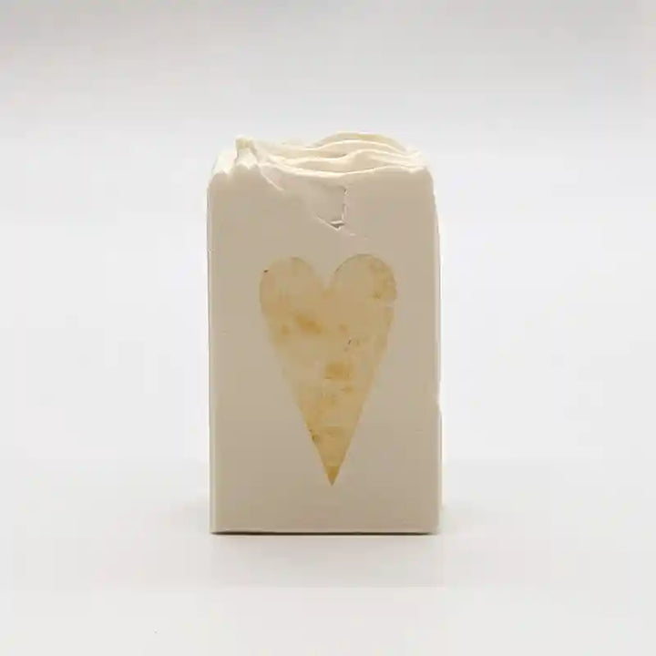 "Lindenblüte" wunderschöne, handgemachte Seife von Seifenstück bei www.bio-vivo.ch