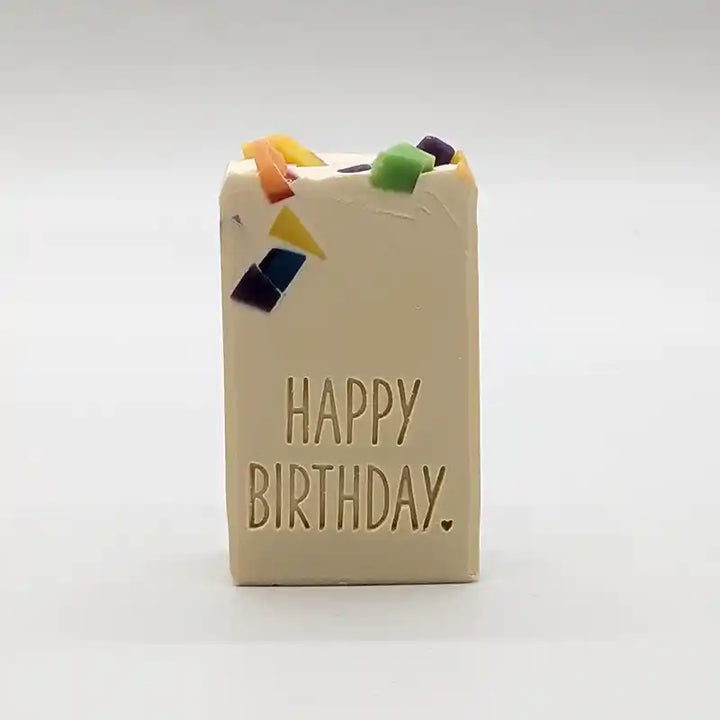 Happy Birthday I handgemachte Seife von seifenstück aus Spiez I www.bio-vivo.ch